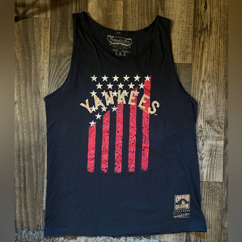 Men’s Yankees American flag tank top